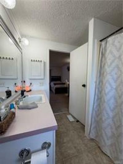 Photo 5 of 7 of home located at 29021 Bouquet Canyon Unit#290 Saugus, CA 91390