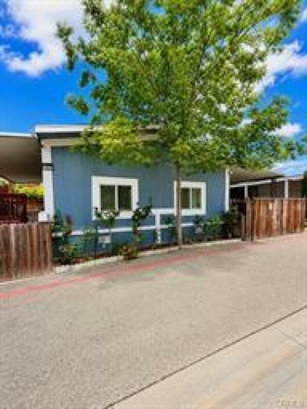1984  Mobile Home For Sale