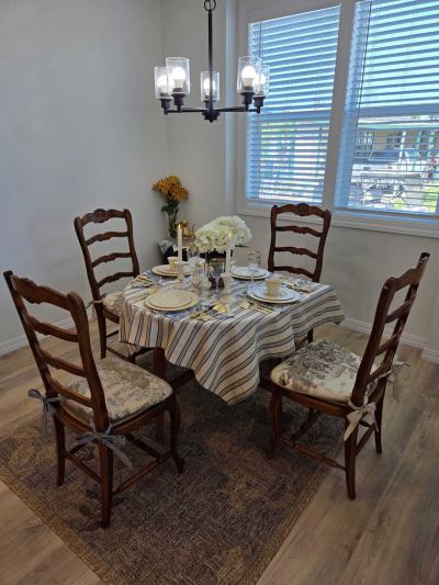 Photo 2 of 12 of home located at 10681 Oak St Sp 30 Los Alamitos, CA 90720