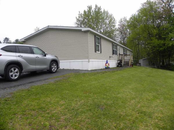2015  Mobile Home For Sale