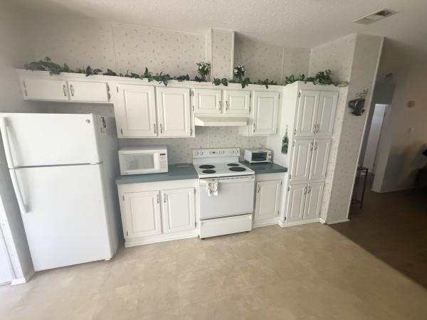 2000 Fleetwood Mobile Home