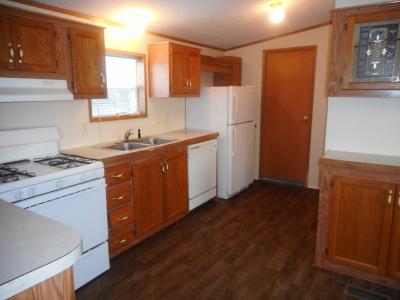 Mobile Home at 38600 Abilene Dr Romulus, MI 48174