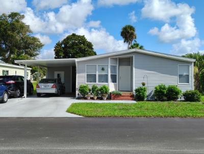 Photo 2 of 21 of home located at 203 Rio Grande Edgewater, FL 32141