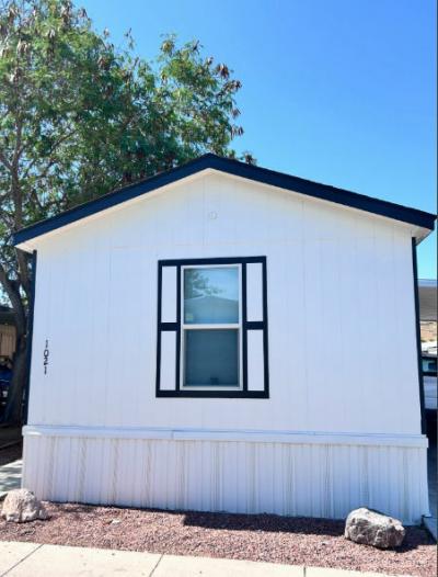 Mobile Home at 1021 W Kachina Trail Lot Kt1021 Phoenix, AZ 85041
