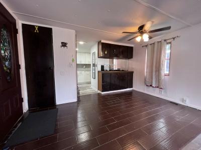 Photo 4 of 10 of home located at 4886 Dunhill Rd Sterling Heights, MI 48310