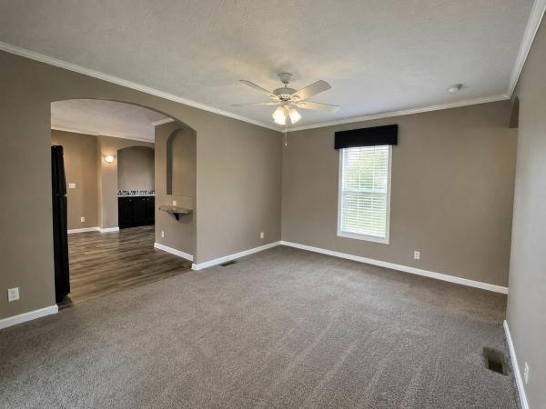 2020 Clayton Homes Inc Community Series Mobile Home