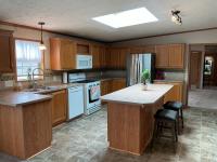 2002 Dutch n/a Mobile Home