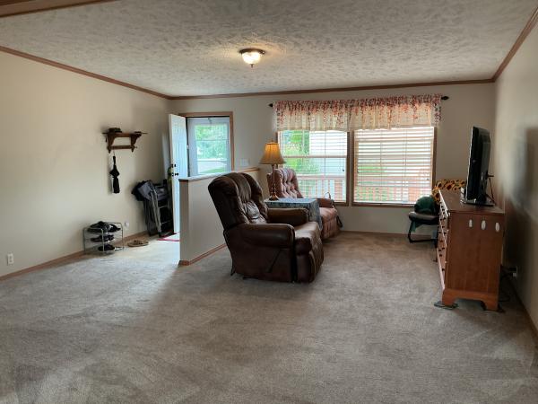 2002 Dutch n/a Mobile Home