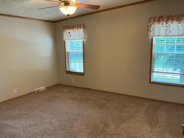 2002 Dutch n/a Mobile Home