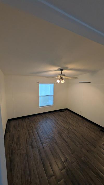 Photo 4 of 6 of home located at 5829 SW 60th Place Ocala, FL 34474