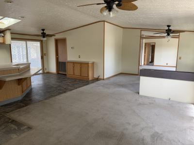 Photo 2 of 12 of home located at 201 Black Pine Blvd. #193 New Albany, IN 47150