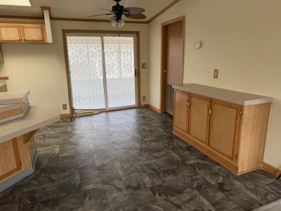 Photo 5 of 12 of home located at 201 Black Pine Blvd. #193 New Albany, IN 47150
