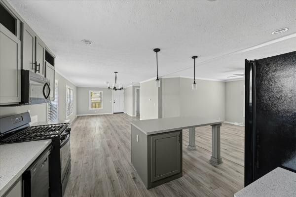 2026 Adventure 156 2852-1  Home