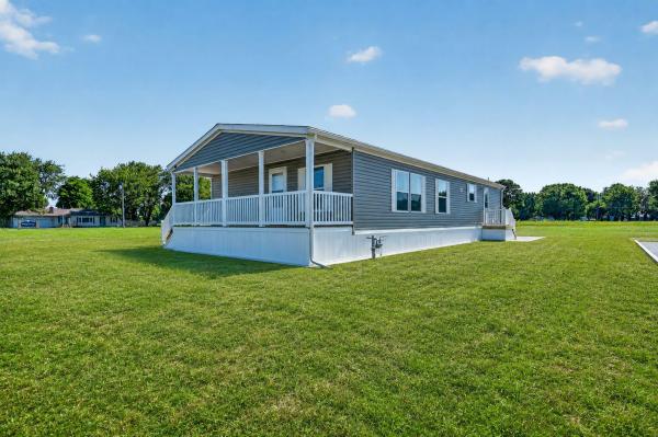 2026 Adventure 156 2852-1  Home