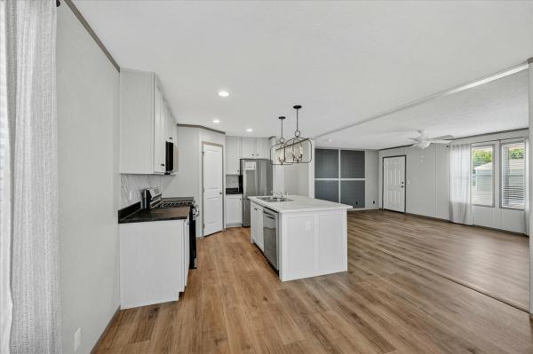 2026 Clayton 161 95PLH28563GH26  Home