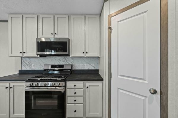 2026 Clayton 161 95PLH28563GH26  Home