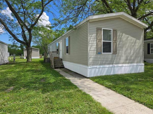 Photo 1 of 2 of home located at 2945 Gemini Street Saginaw, MI 48601
