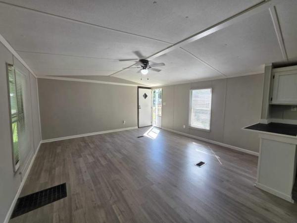 1993 Clayton Manufactured Home