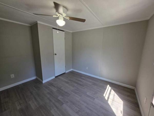 1993 Clayton Manufactured Home