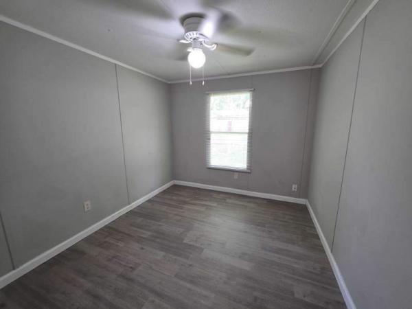 1993 Clayton Manufactured Home