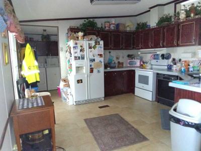 Photo 4 of 8 of home located at 1413 Santa Cruz Saint Charles, MO 63301