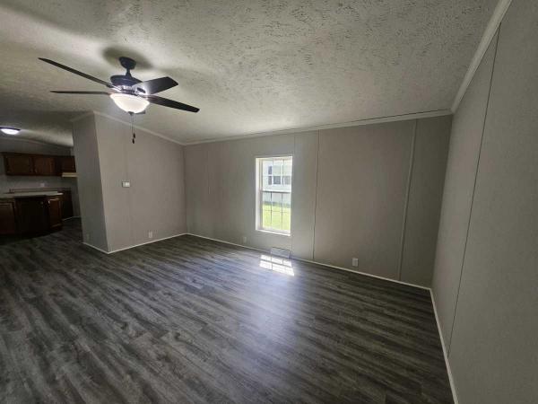 2001 Fontane Manufactured Home
