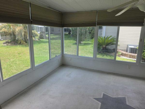 2002 Palm Harbor 08P352B3 Mobile Home