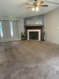 1998 Skyline Manufactured Home