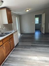 1998 Skyline Manufactured Home