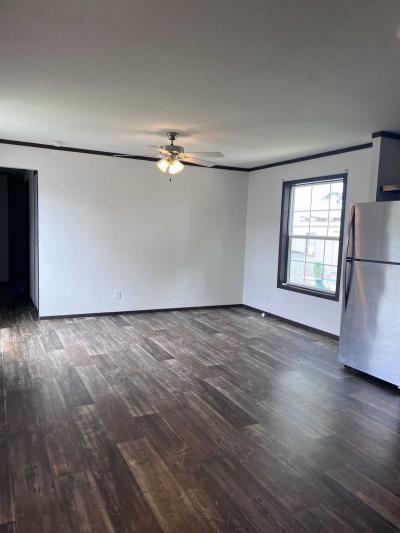 Photo 5 of 11 of home located at 2301 Southwest Oralabor Road #26 Ankeny, IA 50023