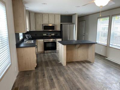 Mobile Home at 143 W. 16th St, Coal Valley, IL 61240