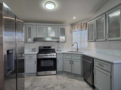 Photo 2 of 8 of home located at 528 Doe Ln SE Albuquerque, NM 87123