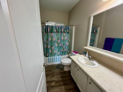 Photo 4 of 13 of home located at 18268 S Rose Ln Oregon City, OR 97045