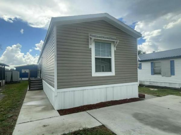 2022 Fleetwood Mobile Home For Rent