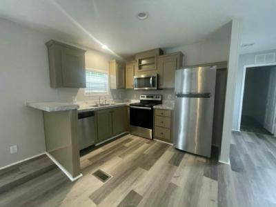 Photo 5 of 15 of home located at 11514 Annette Ave Tampa, FL 33637