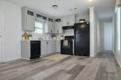 Photo 3 of 6 of home located at 5 George St. West Palm Beach, FL 33405