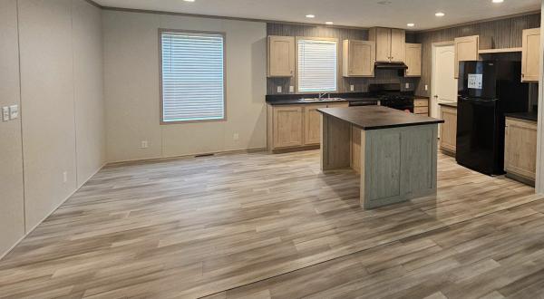 Photo 1 of 2 of home located at 14565 Shady Hollow Lot 152 West Olive, MI 49460