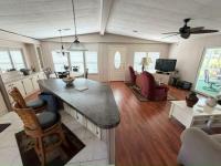 1985 Barrington Manufactured Home