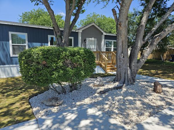 2026 Clayton 32DEV28563A (4br) Mobile Home