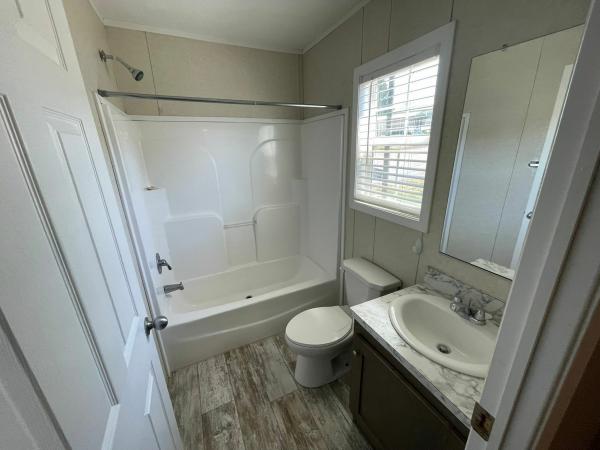 2019 Clayton Homes Inc. Yes Mobile Home