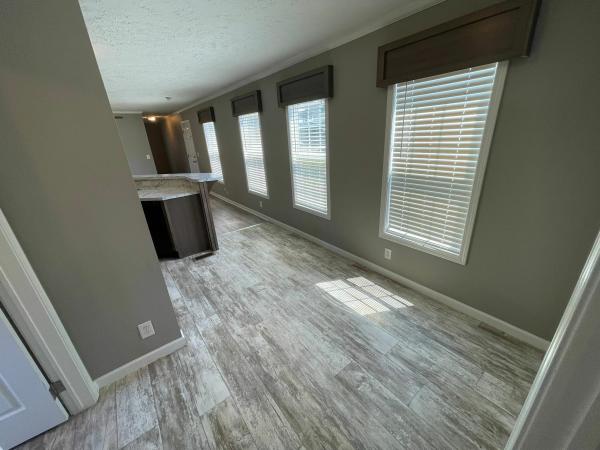 2019 Clayton Homes Inc. Yes Mobile Home