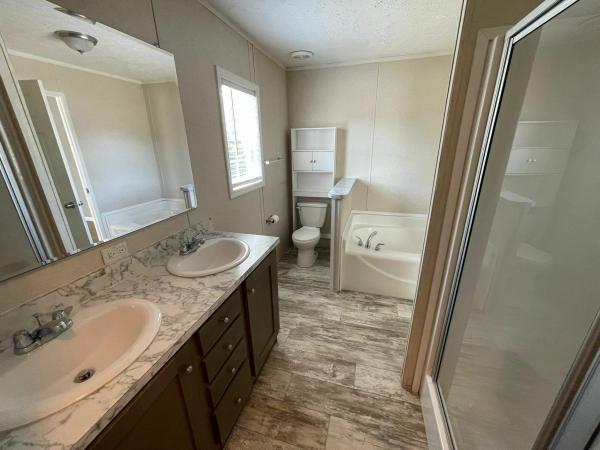 2019 Clayton Homes Inc. Yes Mobile Home