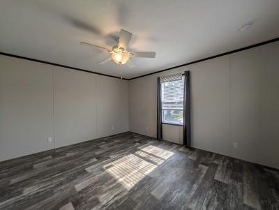 Photo 3 of 25 of home located at 15881 Villaire #658 Clinton Township, MI 48038