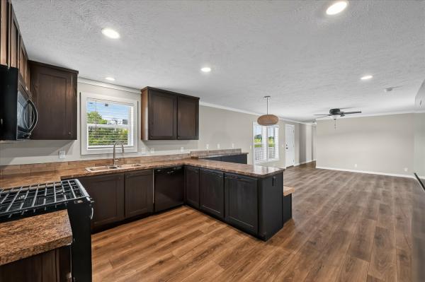 2026 Adventure 242 6763G Mobile Home