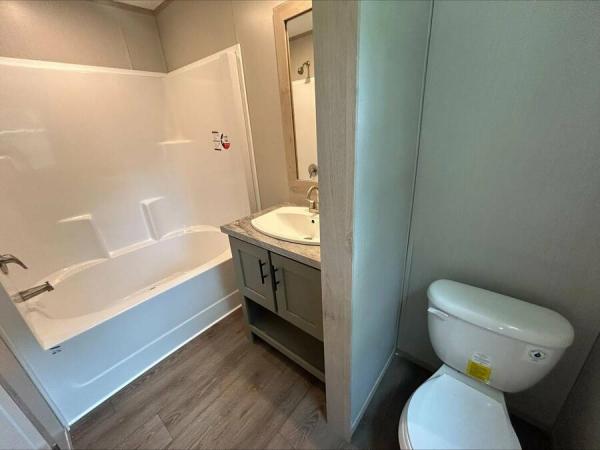 2025 76CEJ16663AH25  Home