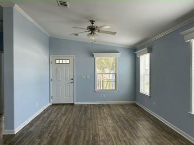 Photo 3 of 10 of home located at 1005 Ixora Court Naples, FL 34110