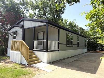 Mobile Home at 2206 Apricot Glen Dr., Arlington, TX 76006