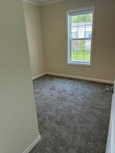 Photo 5 of 17 of home located at 3249 90th Ave NE Blaine, MN 55449