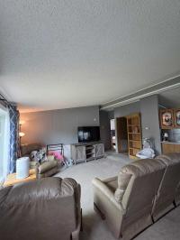 1992 Schult SuperValue Manufactured Home