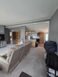 1992 Schult SuperValue Manufactured Home